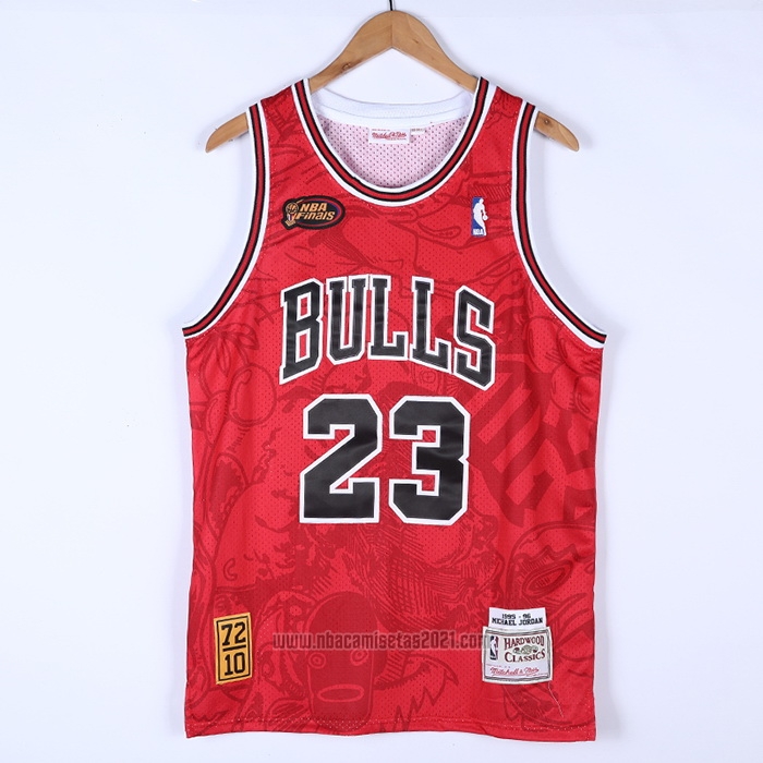 Camiseta Chicago Bulls Michael Jordan #23 Mitchell & Ness Hebru Brantley Rojo